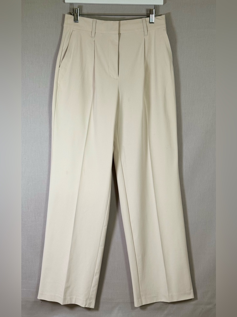 Rhone Commuter Pleated Trousers Women’s 6 Light Sand Wide Leg Stretch NWT